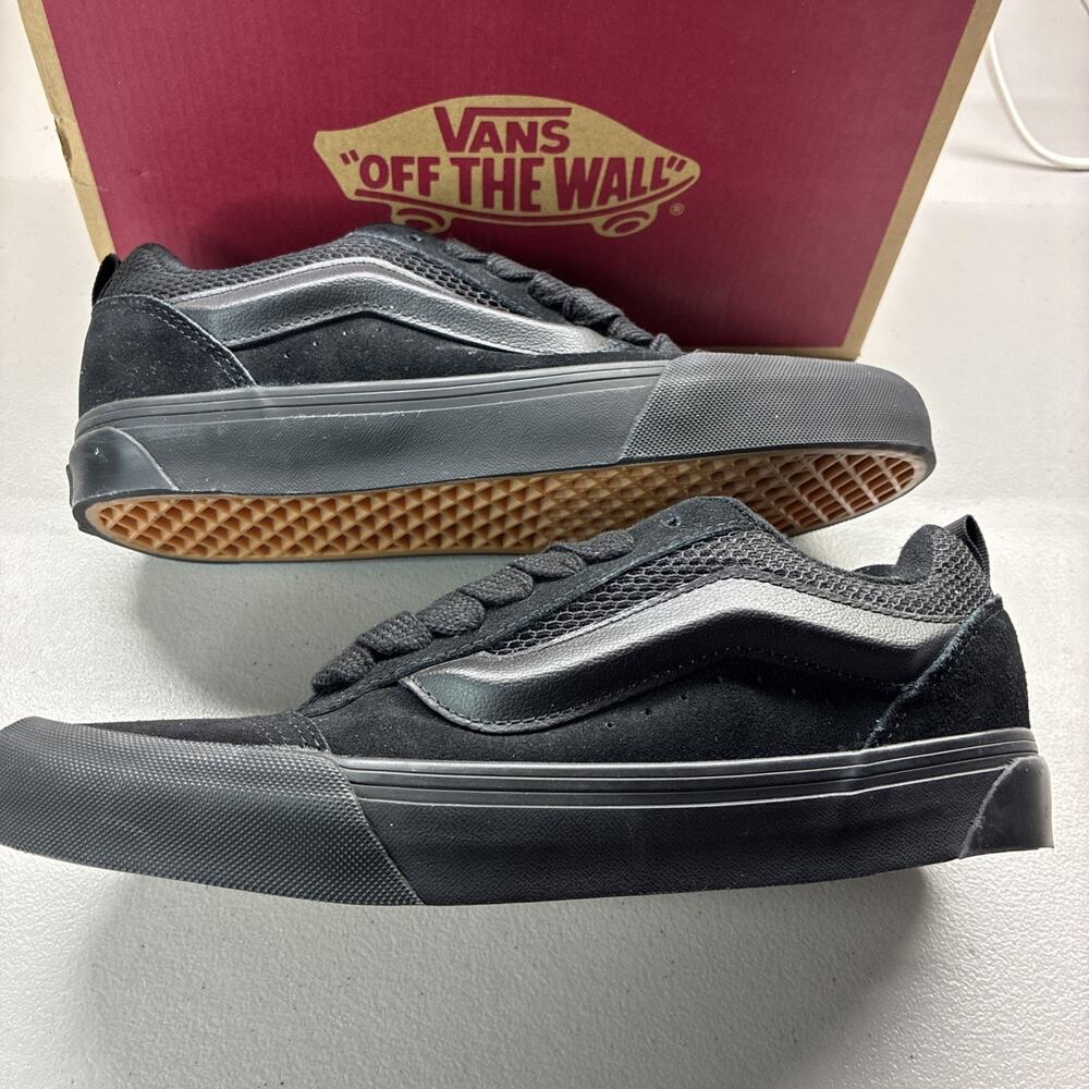 [VN0009QCBKA] MENS VANS KNU SKOOL - BLACK/BLACK Size 9 Men’s New With Box